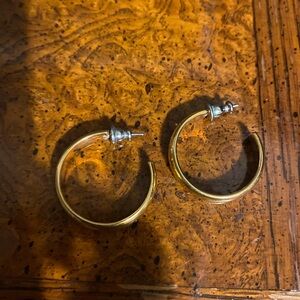 Elegant Vintage 80’s Gold Filled Hoop Earrings
